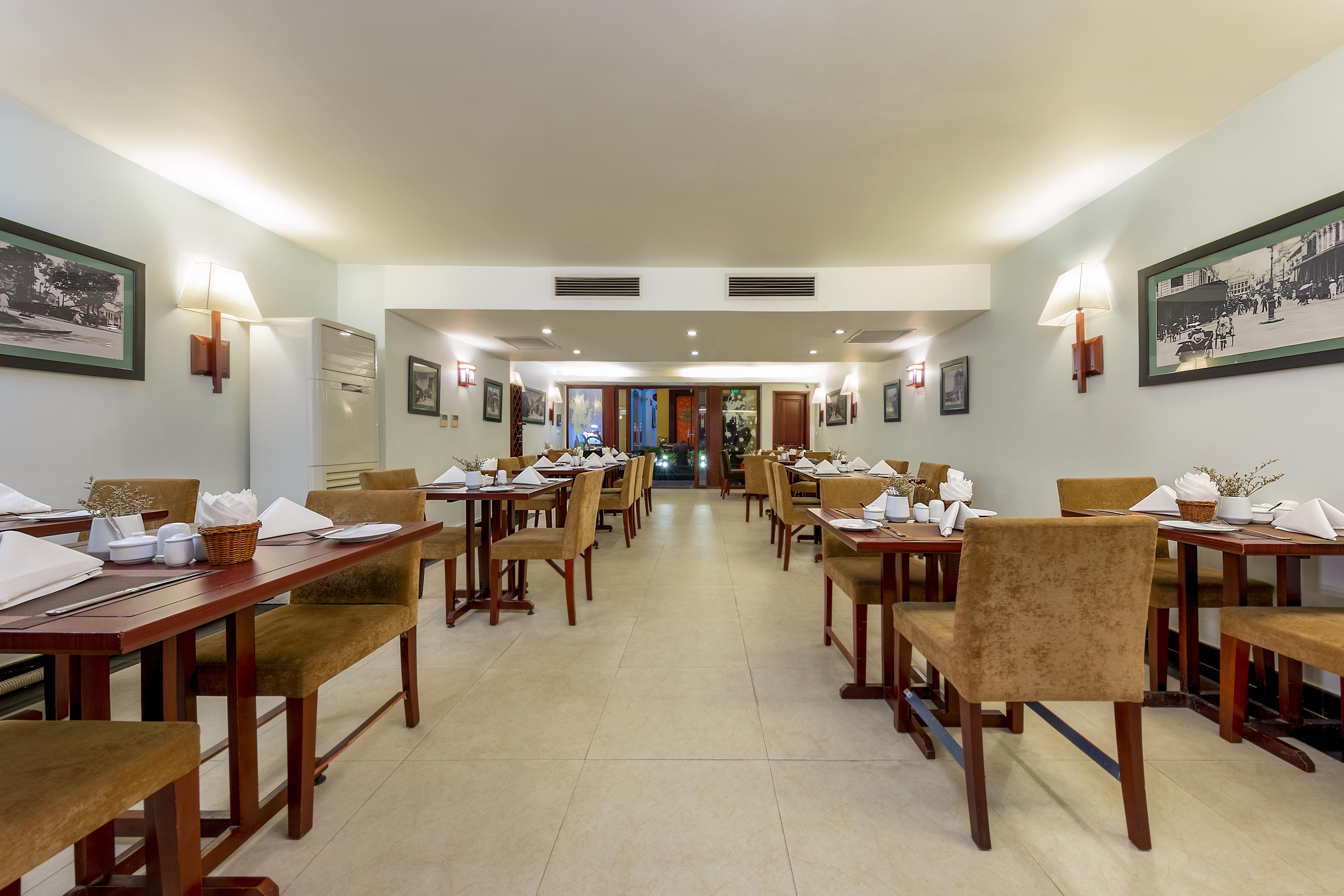 La Dolce Vita Hotel Hanoi Exterior photo